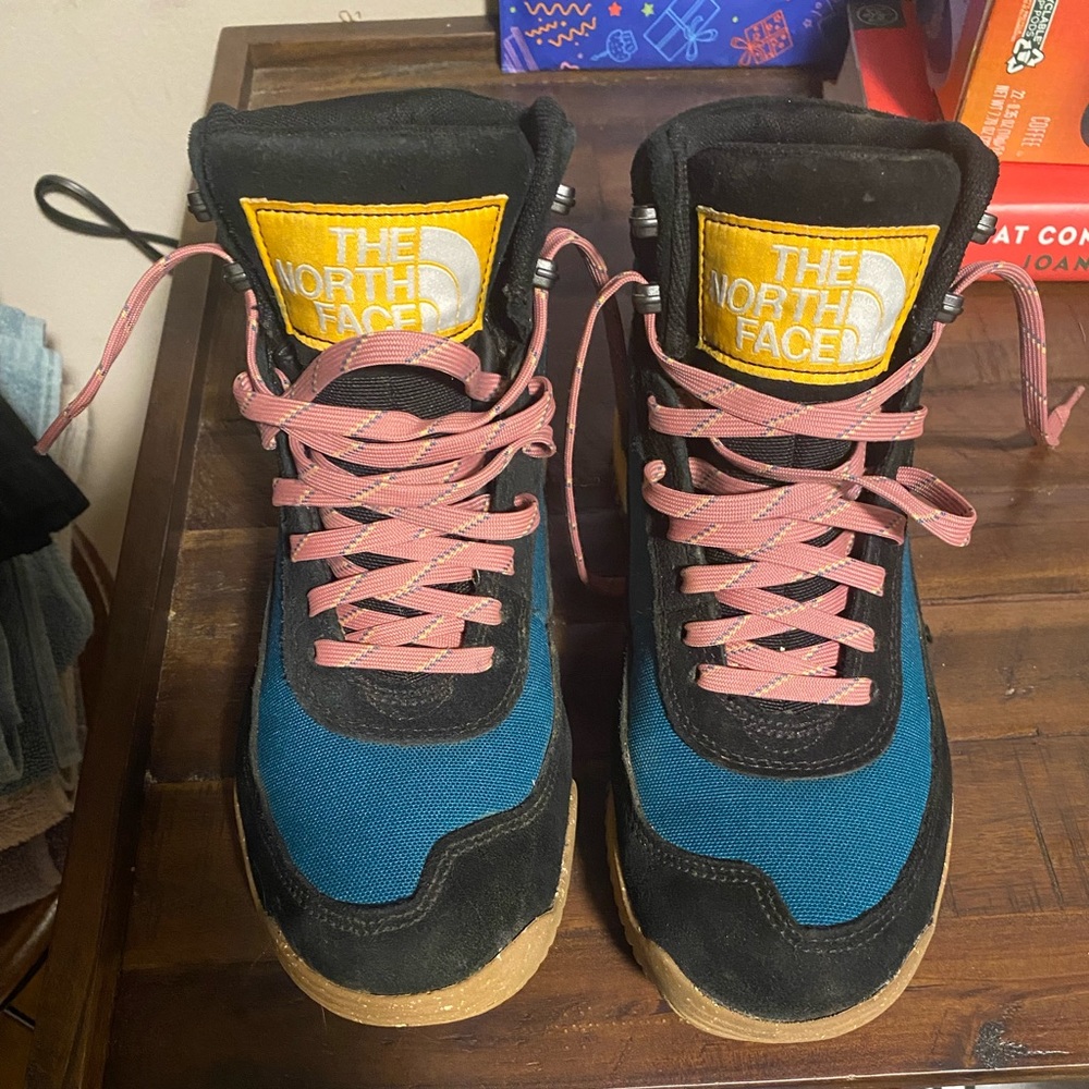 Northface Back to Berkeley boots